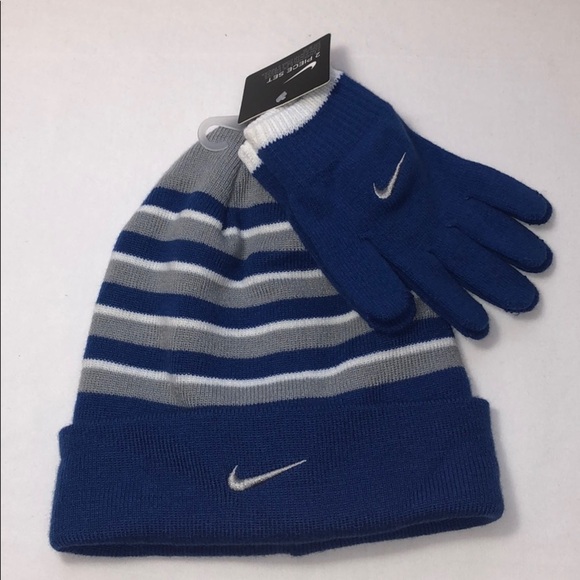 New Nike 2 Piece Boys Beanie Hat & Gloves Set - Picture 2 of 11